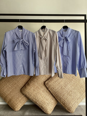 Camicia fiocco e riga fitting dritto taglia UNICA